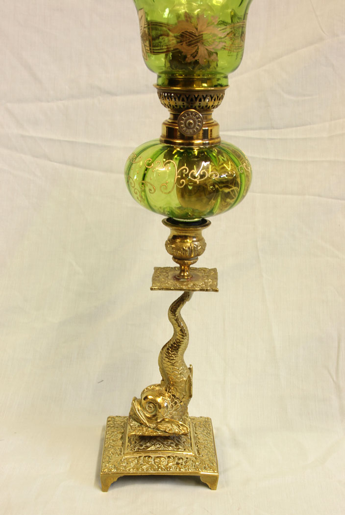 11693r6 Antique Peg Oil Lamp Green Shade & Font,