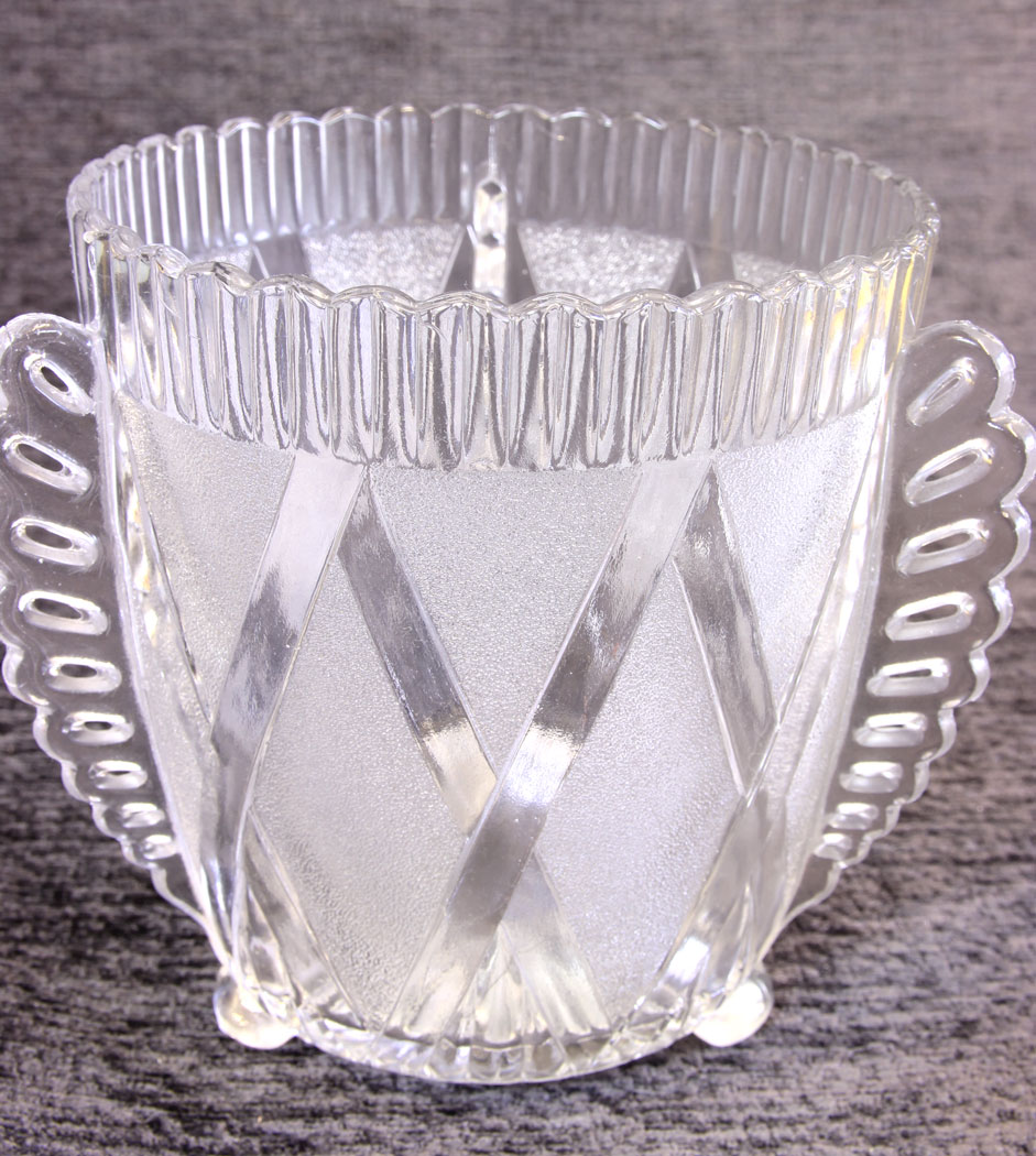 11698r5 Antique Victorian Decorative Pressed Glass Biscuit Barrel,