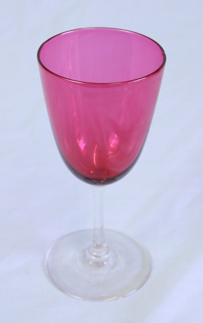 11716r3 Antique Cranberry Wine Glass,