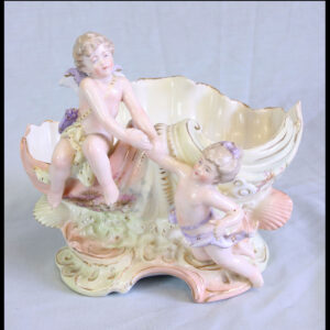 Porcelain Centre Piece Cherubs on Shell