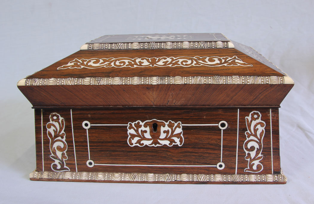 11736r1 Antique Rosewood Inlaid Sewing Box,