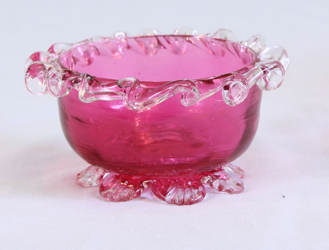 11740r1 Antique Cranberry Glass Frilled Salt,