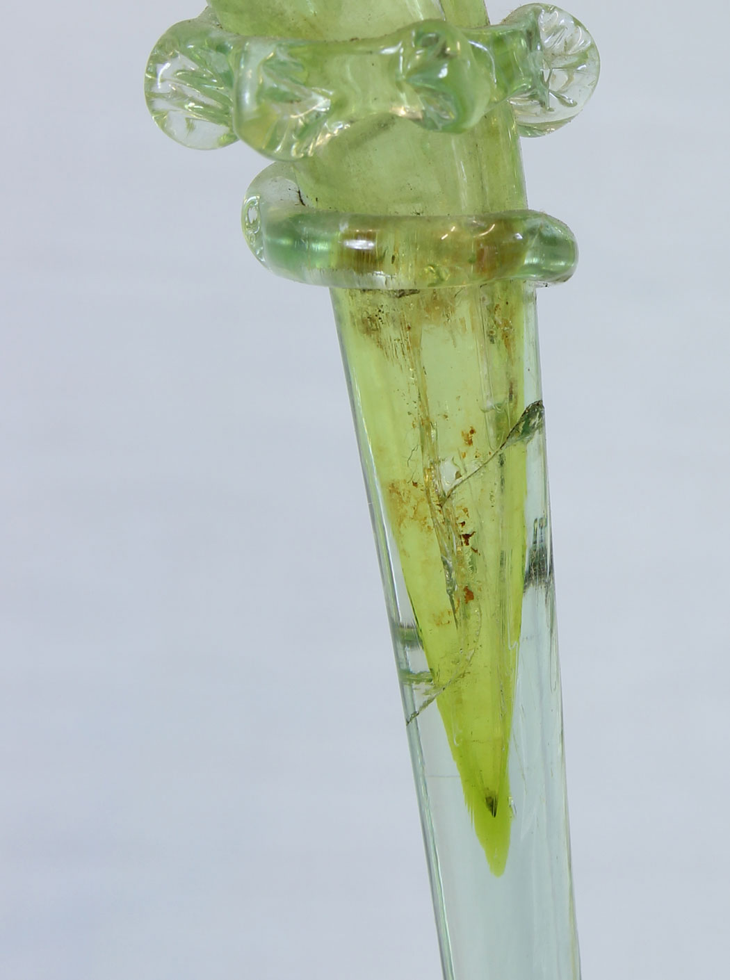 11743r11 Antique Victorian Green Vaseline Glass Epergne,