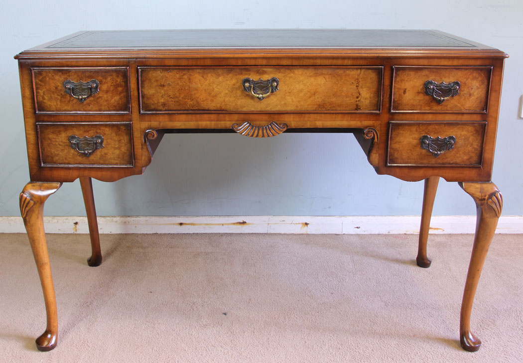 11748r13 Burr Walnut Writing Desk,