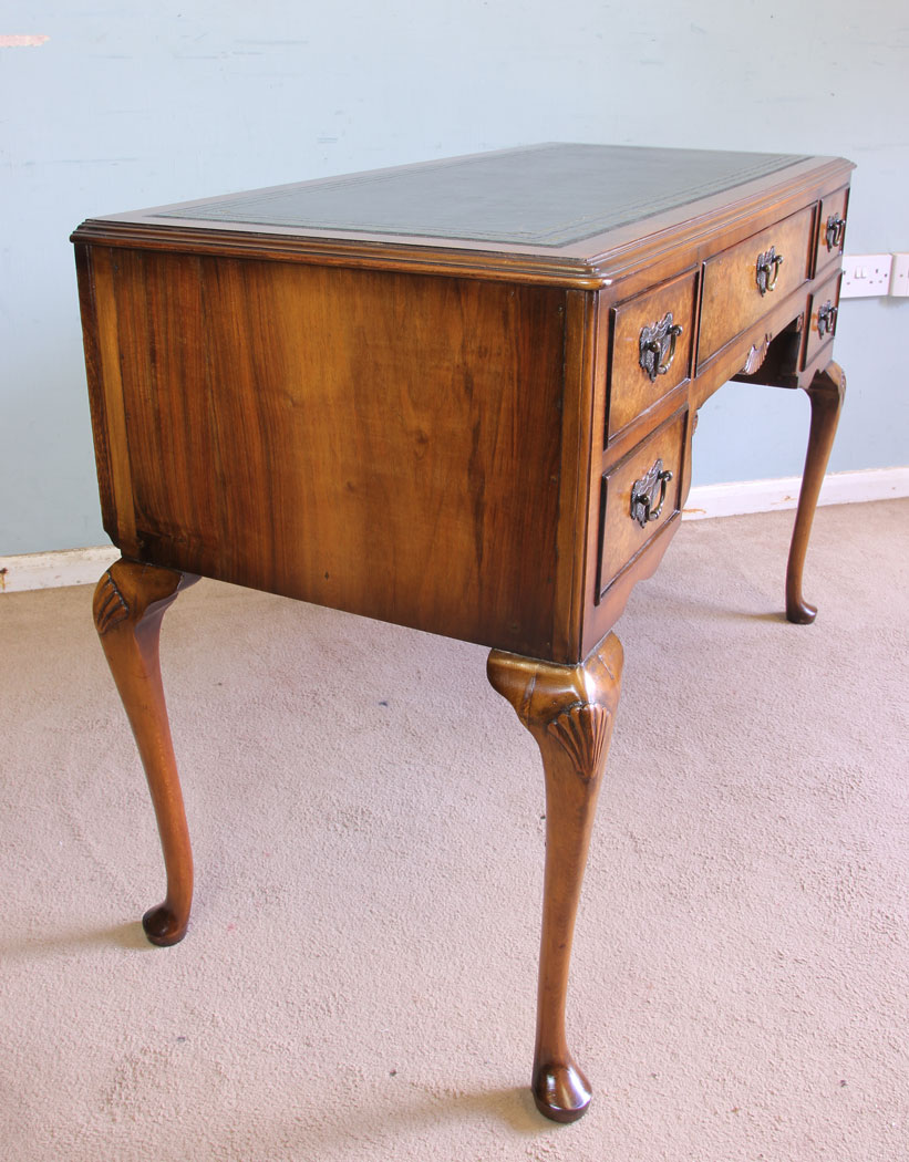 11748r2 Burr Walnut Writing Desk,