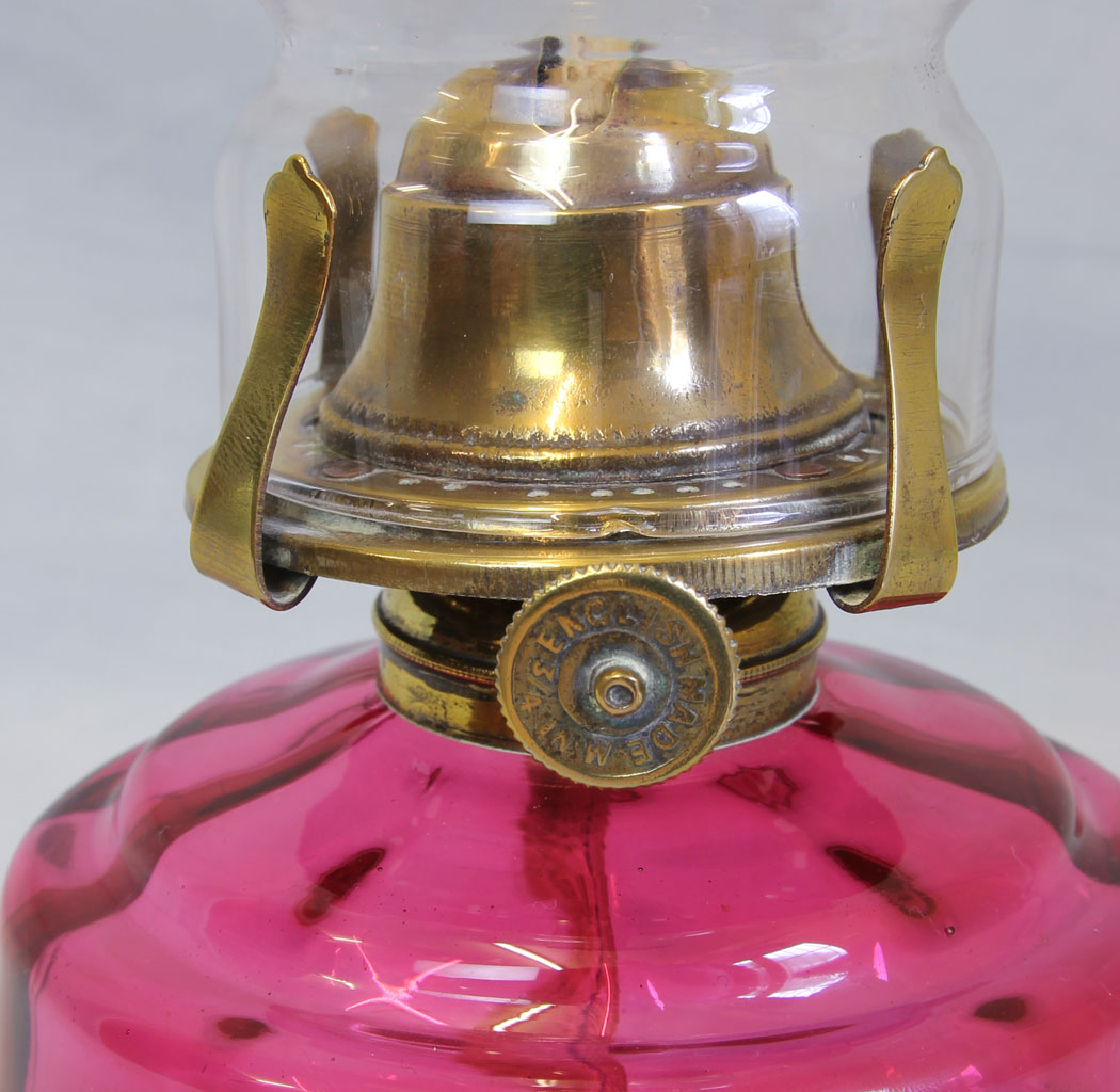11761r5 Antique Cranberry Glass Bedside Finger Lamp,