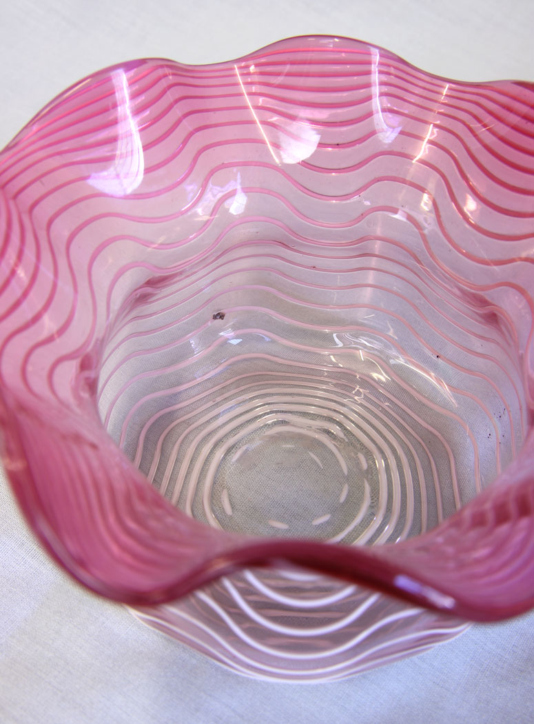 11768r5 Antique Cranberry Glass Bowl Line Decoration,