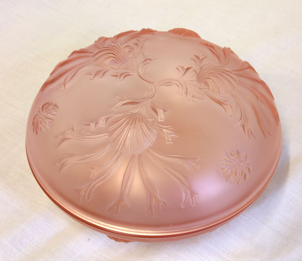 11769r13 Vintage Satin Pink Glass Powder Bowl,