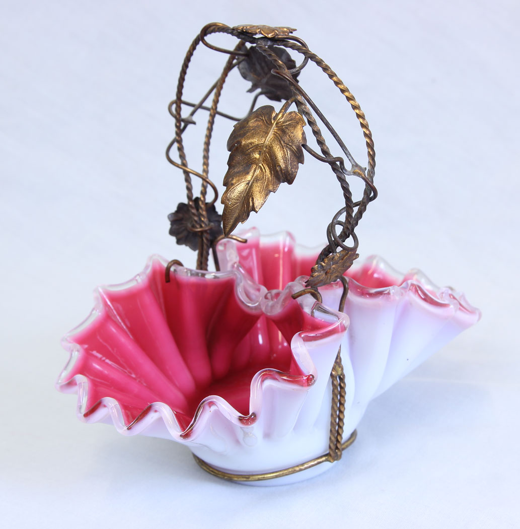 11771r1 Antique Pink Opaline Glass Frilled Basket.