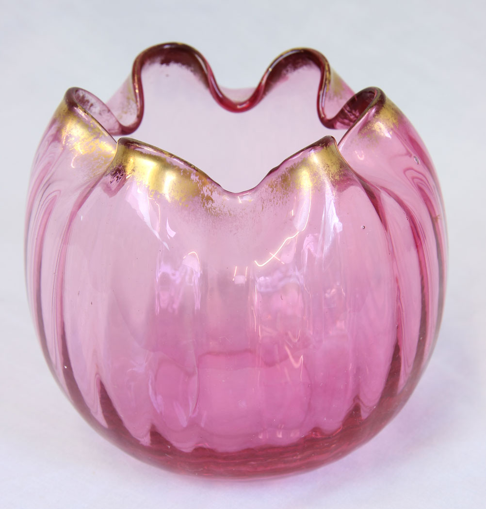 11781r3 Antique Cranberry Glass Vase,