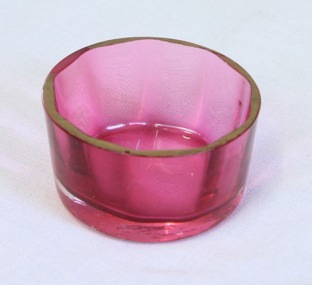11782r1 Antique Cranberry Glass Salt,