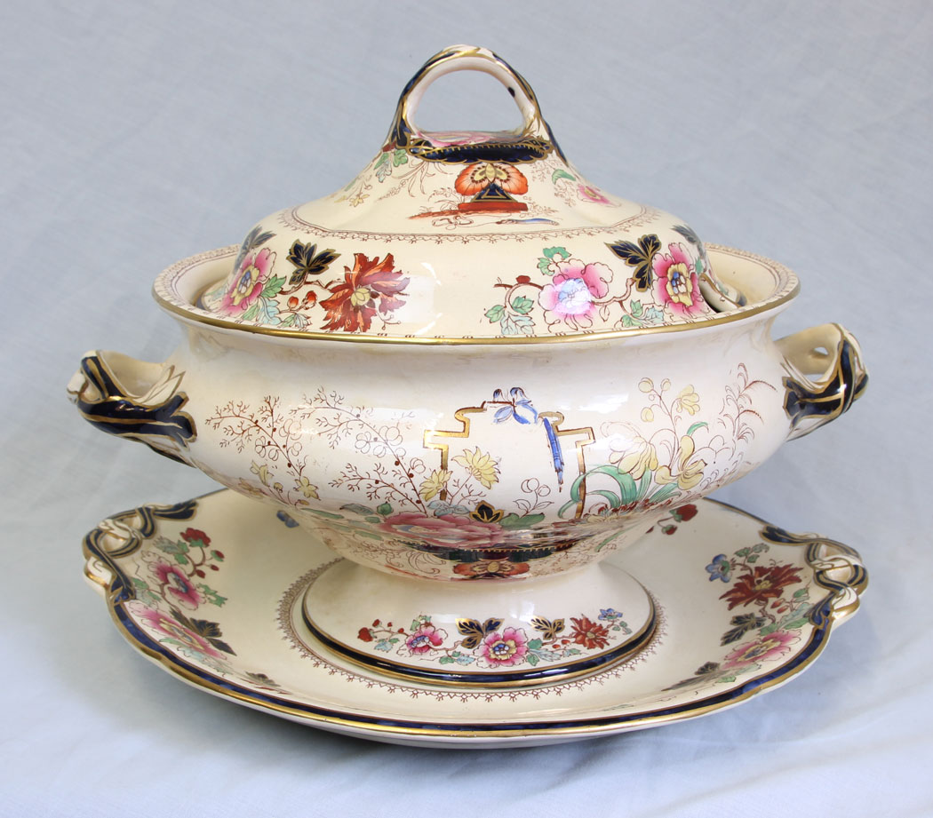 11796r1 Antique Masons Large 19th Century Soup Tureen,