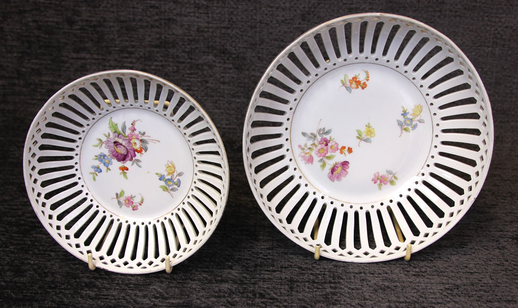 11801r6 Antique Dessert Set Ribbon Cabinet Plates Dishes,