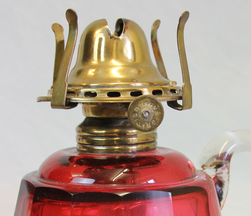 11811r6 Antique Victorian Cranberry Glass Finger Bedside Oil Lamp,