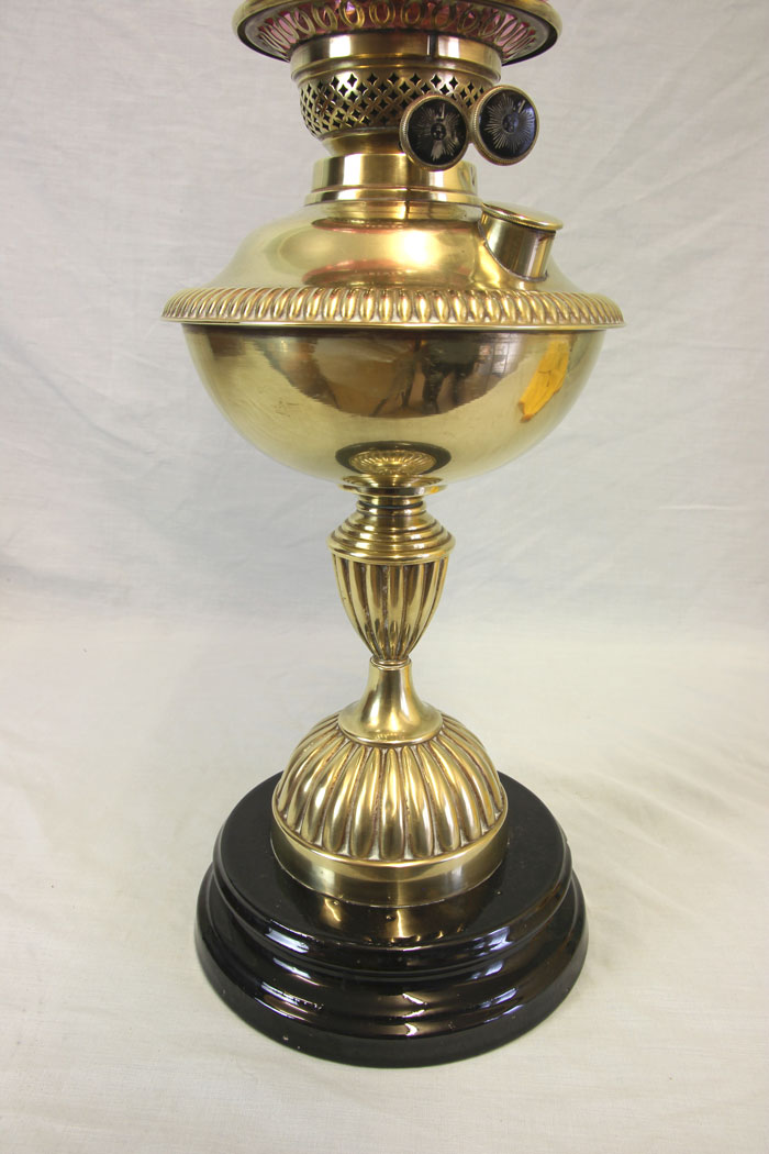 11843r8 Antique Brass Oil Lamp with Replacement Cranberry Shade,