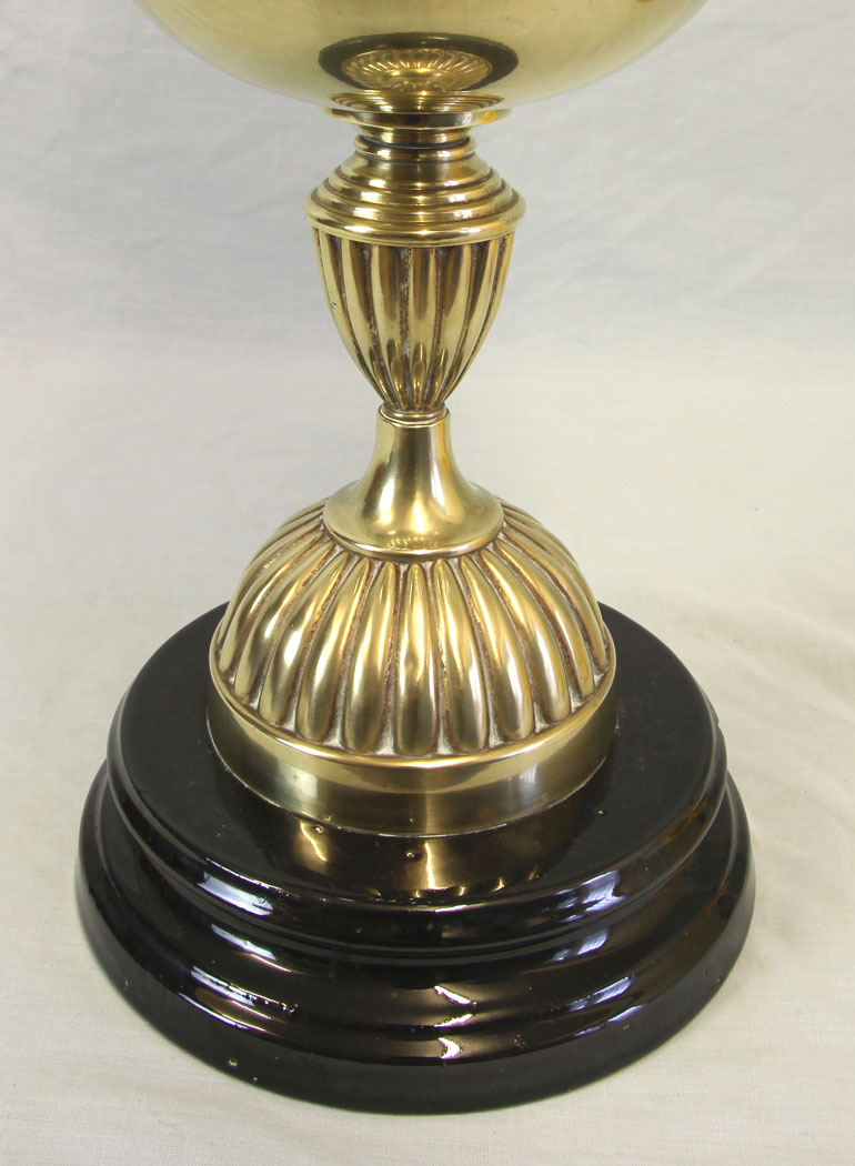 11843r9 Antique Brass Oil Lamp with Replacement Cranberry Shade,