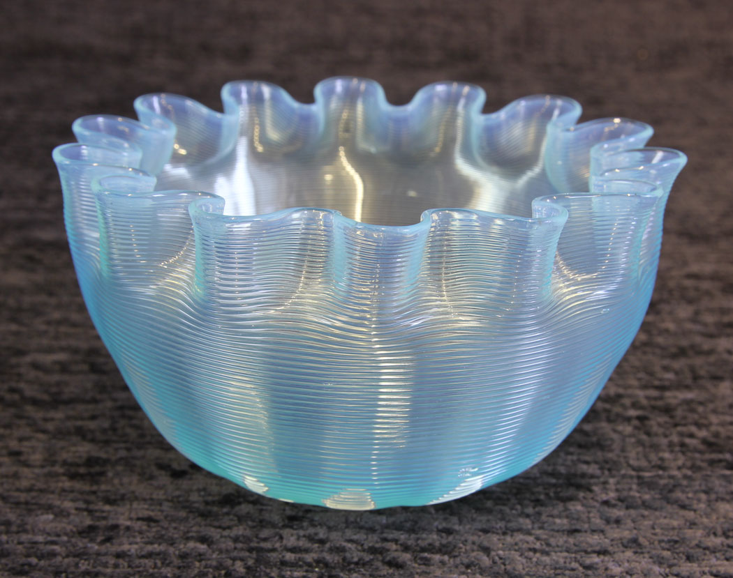 11854r1 Antique Vaseline Stevens Williams Glass finger Bowl,