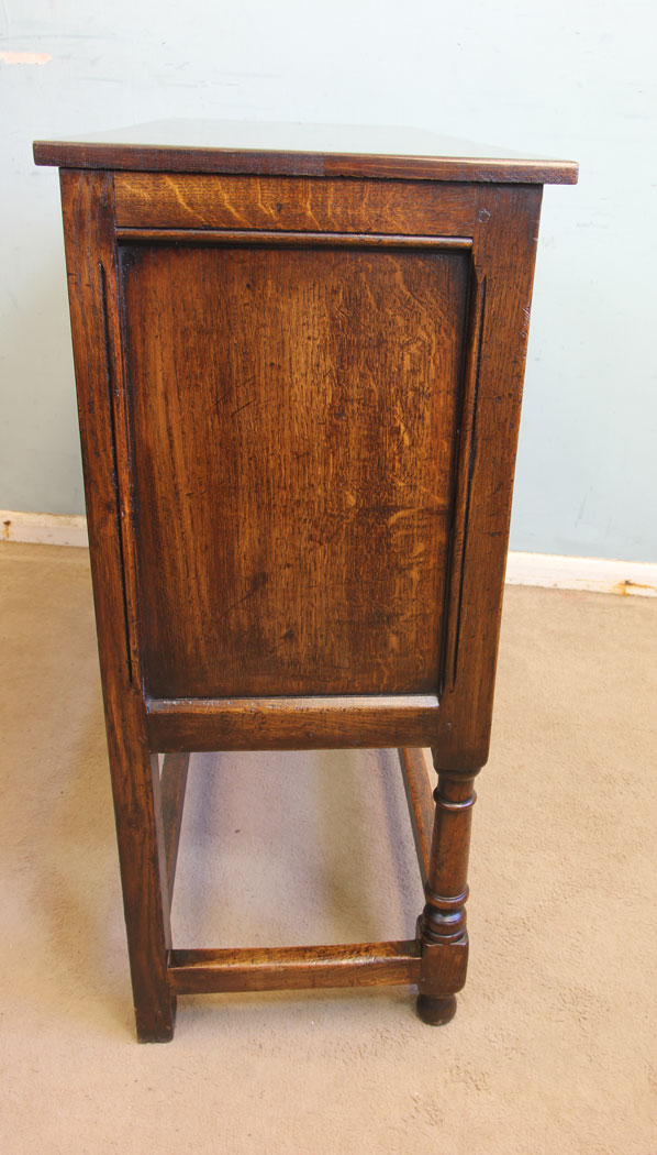 11869r12 Antique Carved Oak Cupboard Side Table,