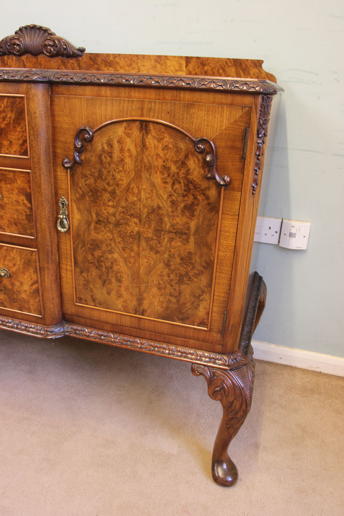 11870r6 Burr Walnut Sideboard Server,