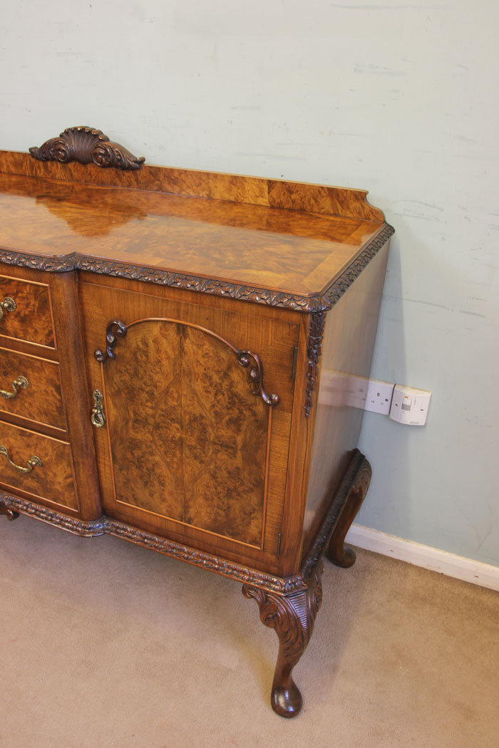 11870r7 Burr Walnut Sideboard Server,
