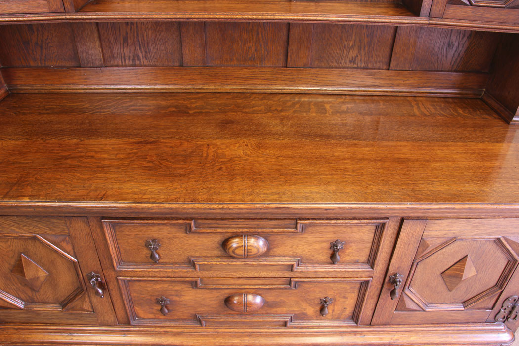 11871r10 Antique Oak Dresser,