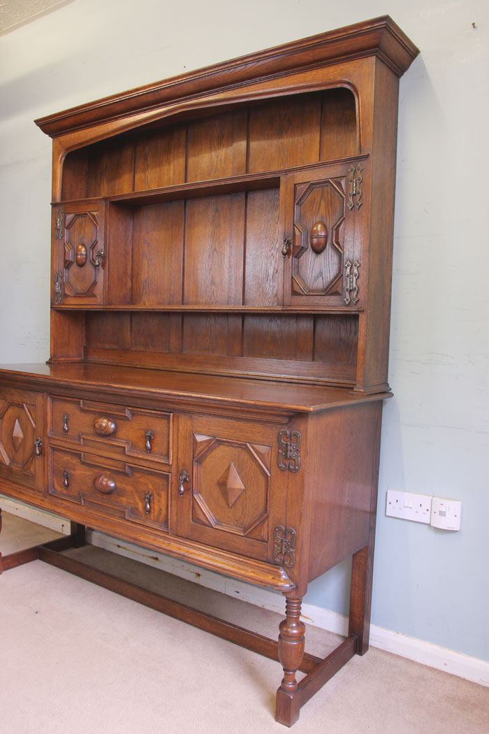 11871r2 Antique Oak Dresser,