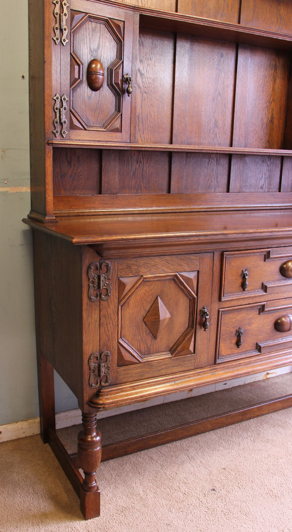 11871r5 Antique Oak Dresser,