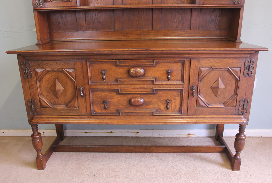 11871r6 Antique Oak Dresser,