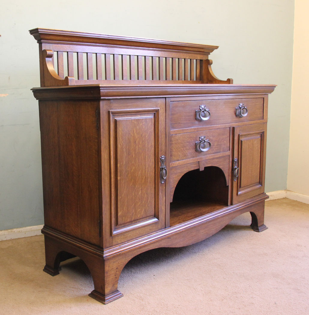 11879r11 Antique Oak Arts Craft Sideboard Maple & Co,