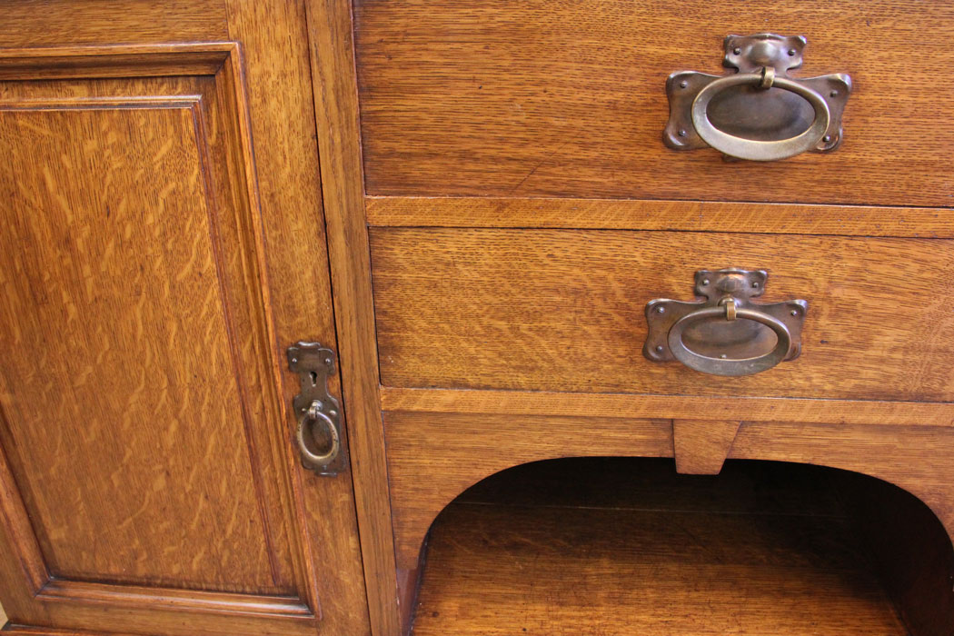 11879r13 Antique Oak Arts Craft Sideboard Maple & Co,