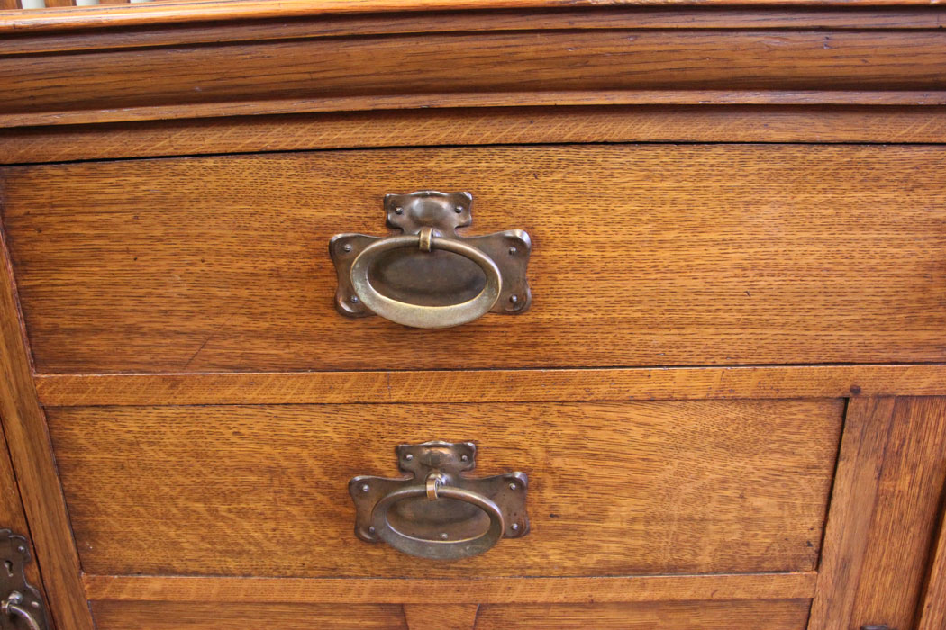 11879r8 Antique Oak Arts Craft Sideboard Maple & Co,