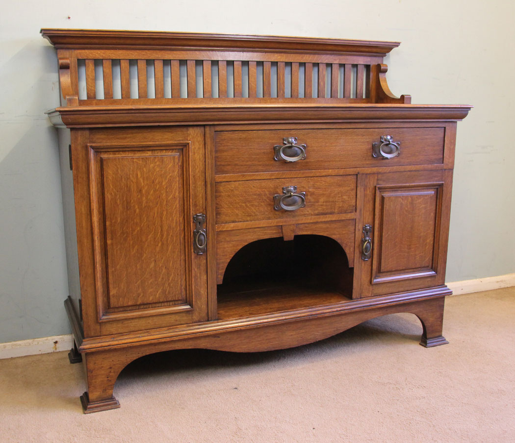11879r9 Antique Oak Arts Craft Sideboard Maple & Co,
