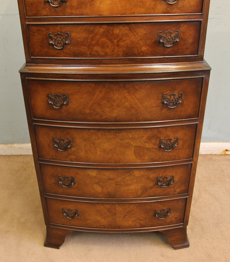 11884r5 Small Burr Walnut Bow Front Chest of Drawers,