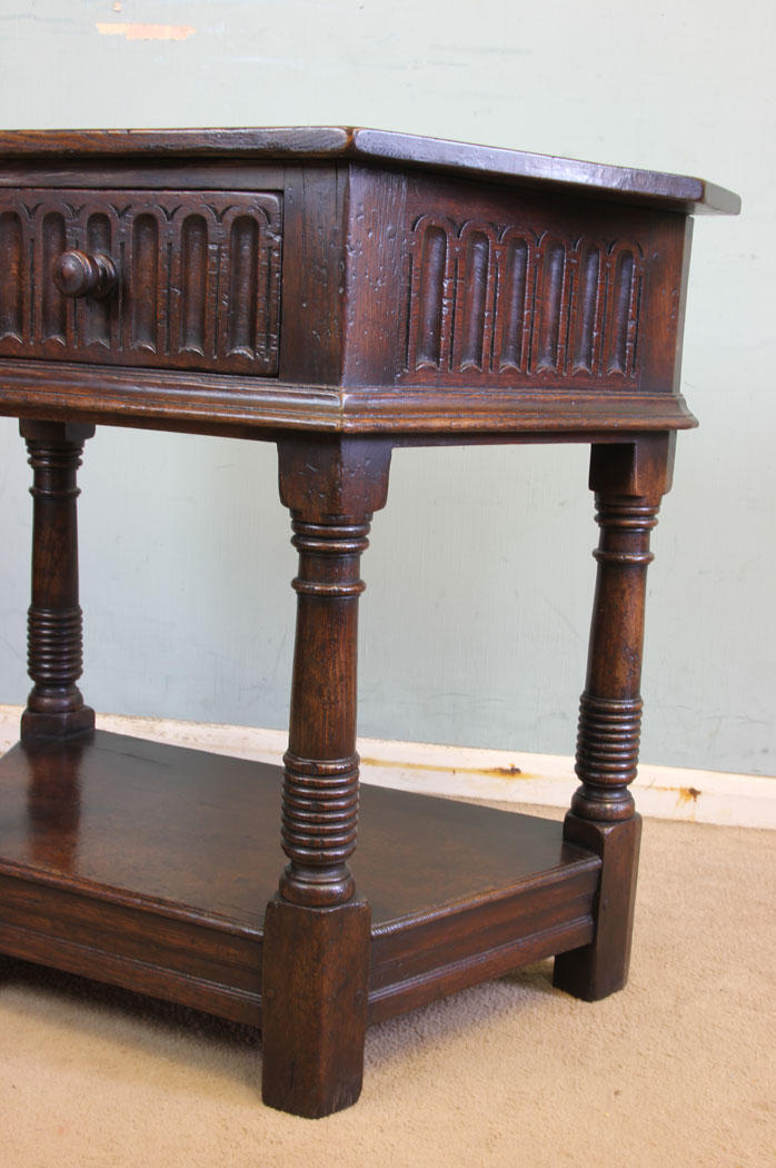 11887r3 Antique Oak Side Table,