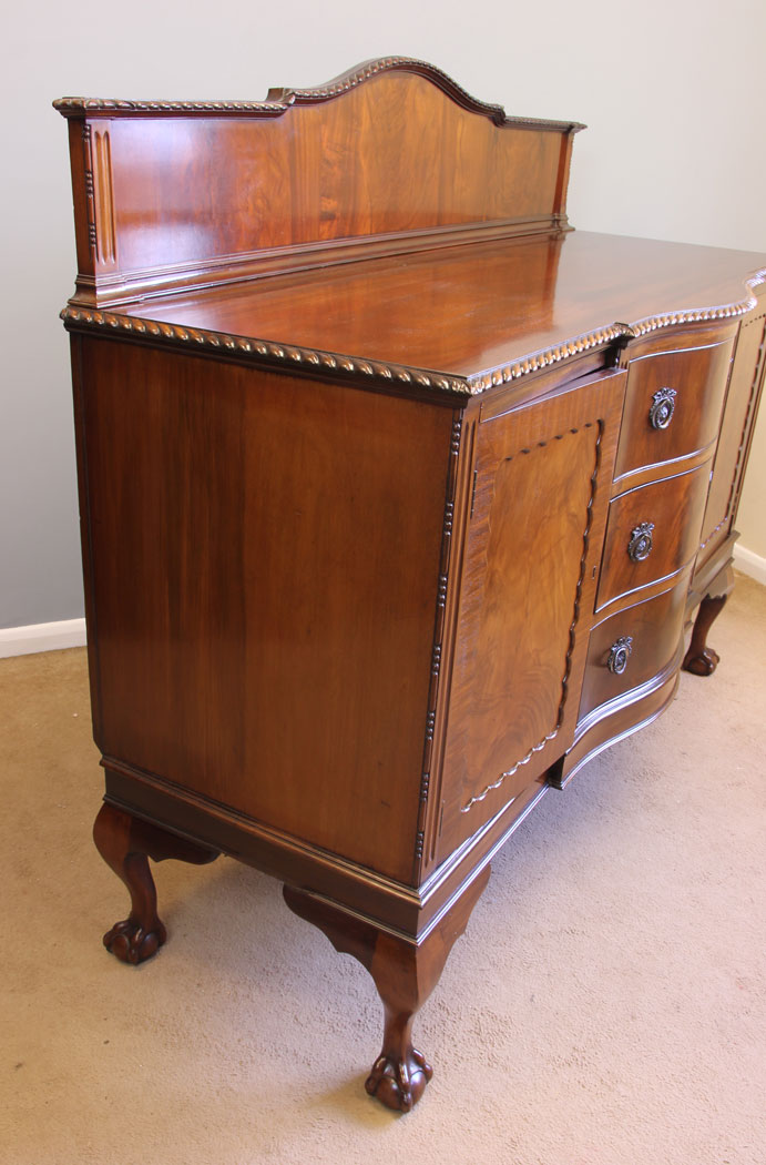 11888r12 Antique Serpentine Front Mahogany Sideboard,