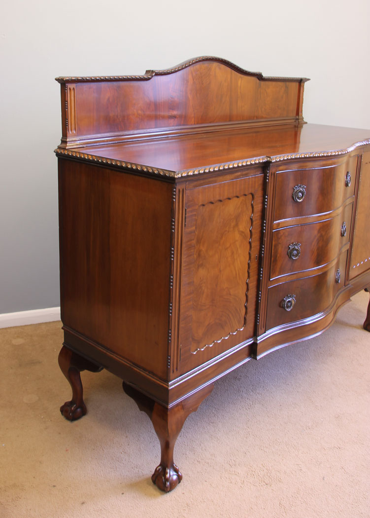 11888r8 Antique Serpentine Front Mahogany Sideboard,