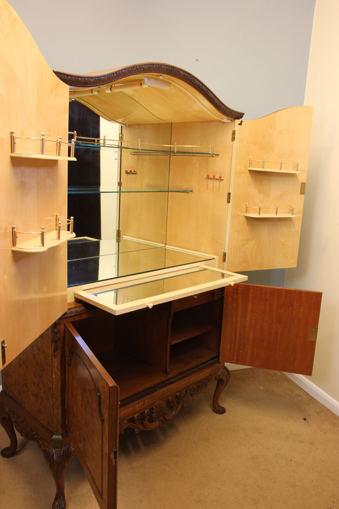 11889r12 Antique Burr Walnut Cocktail Drinks Cabinet,