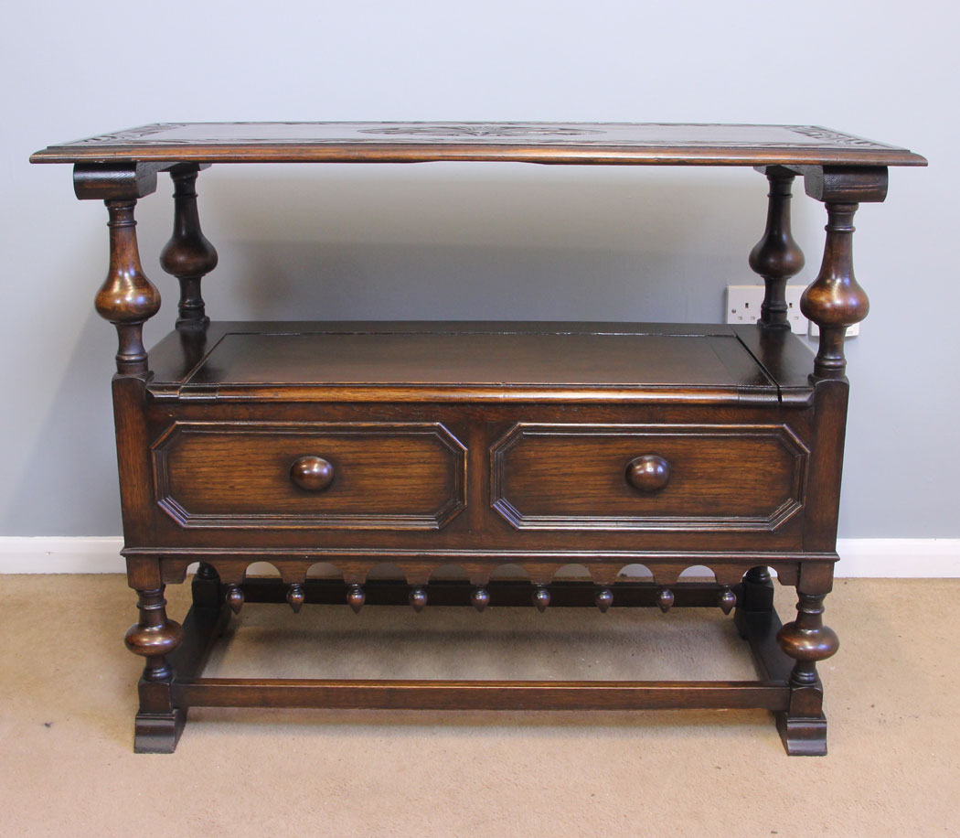 11912r10 Antique Oak Monks Bench Settle,
