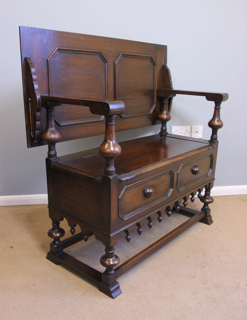 11912r9 Antique Oak Monks Bench Settle,