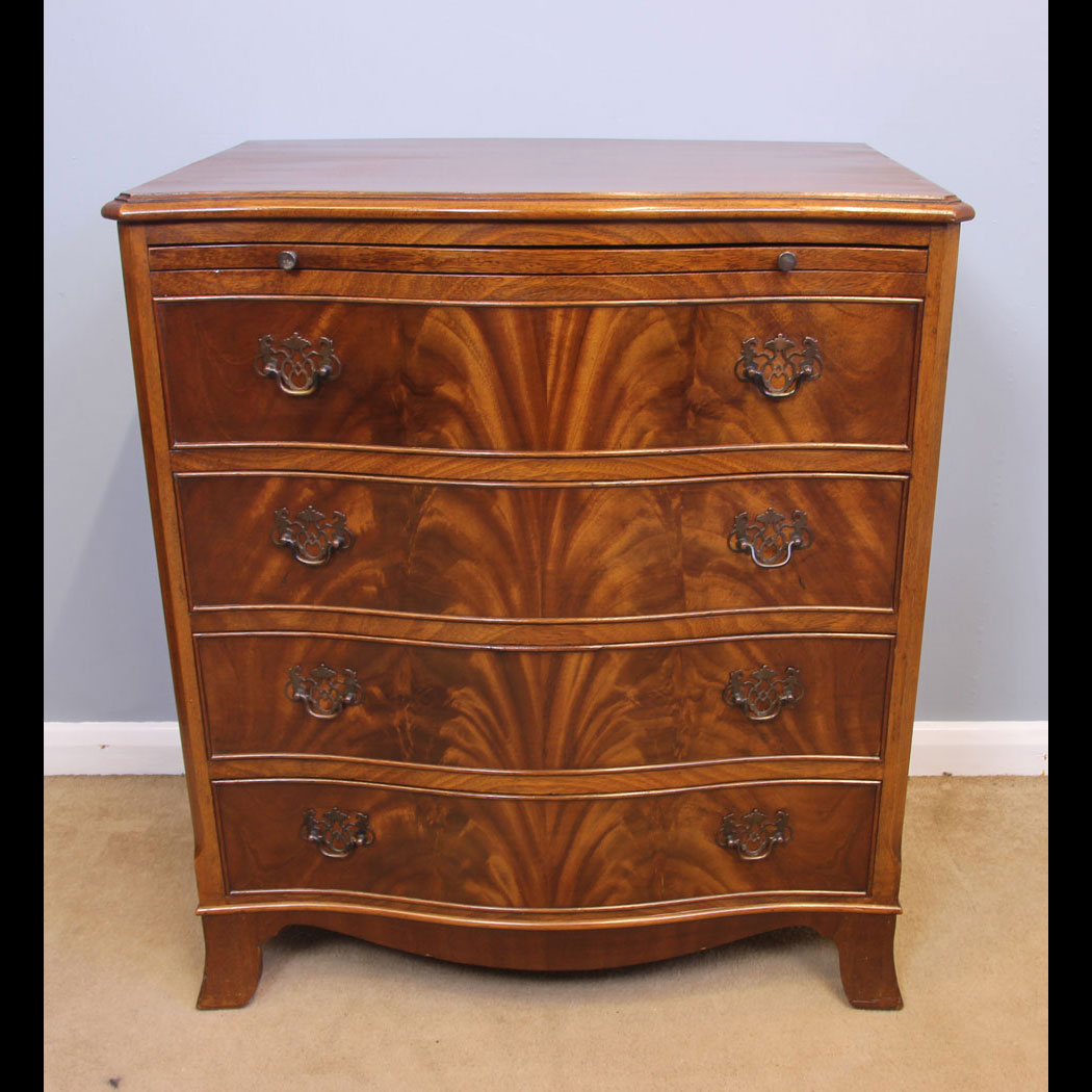 11926r01 Georgian Style Mahogany Serpentine Chest of Drawers, Antique Serpentine Front Mahogany Chest of Drawers