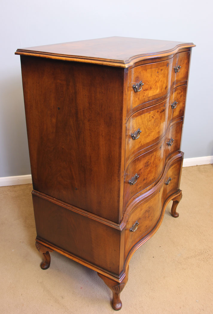 11929r2 Antique Burr Walnut Serpentine Chest Drawers,