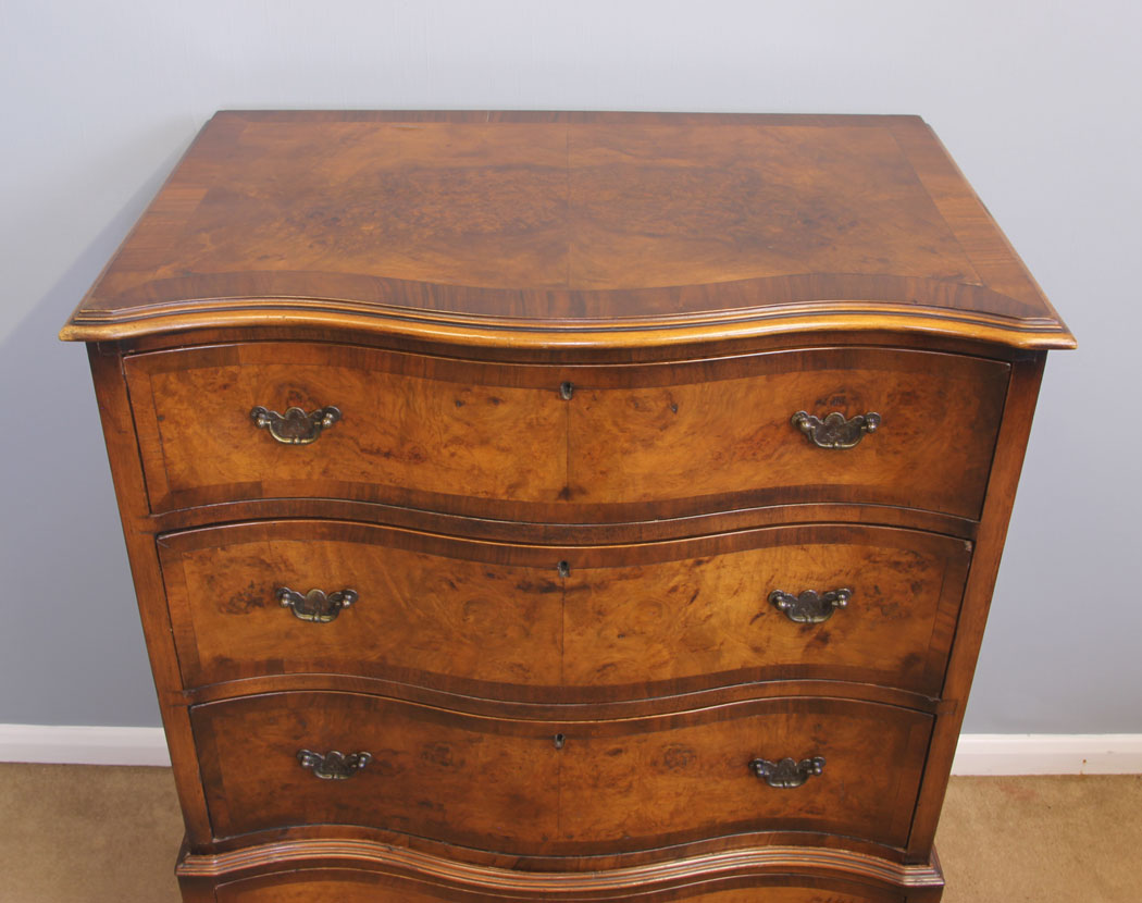 11929r6 Antique Burr Walnut Serpentine Chest Drawers,