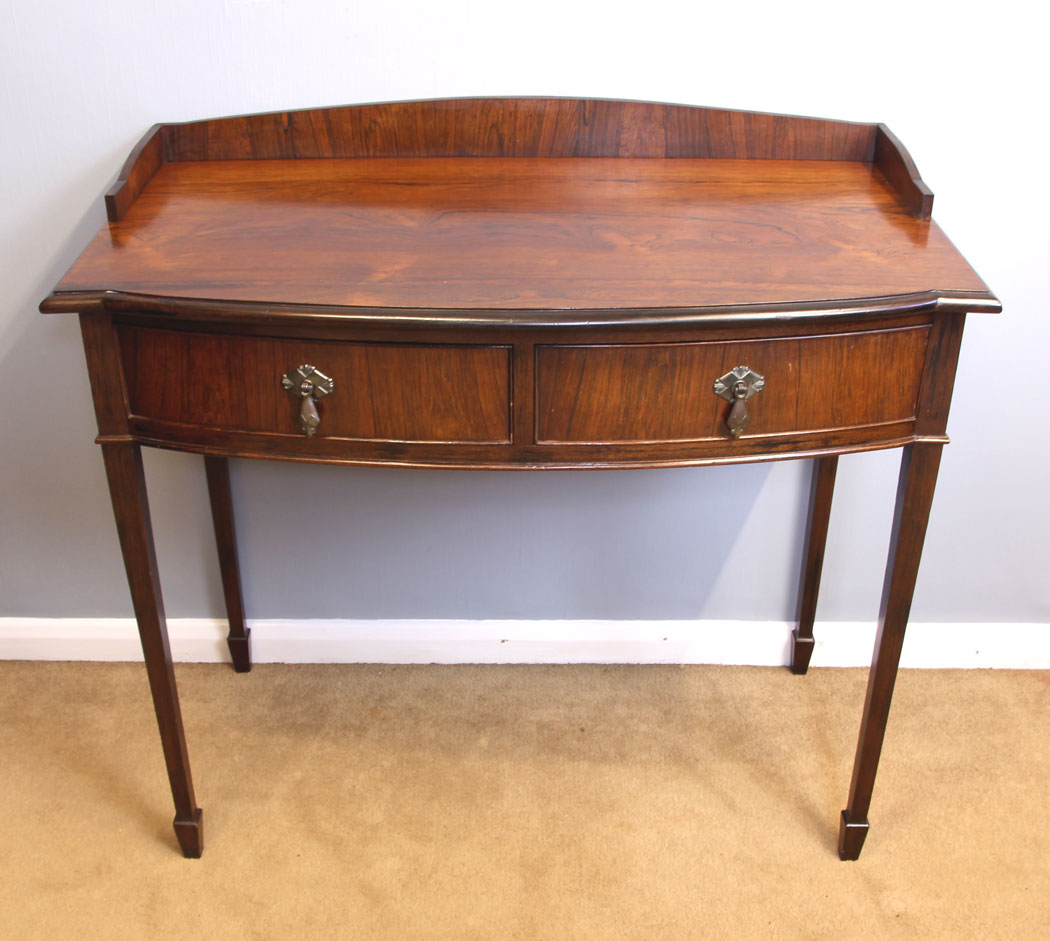 11930r03 Antique Rosewood Shaped Front Side Table,