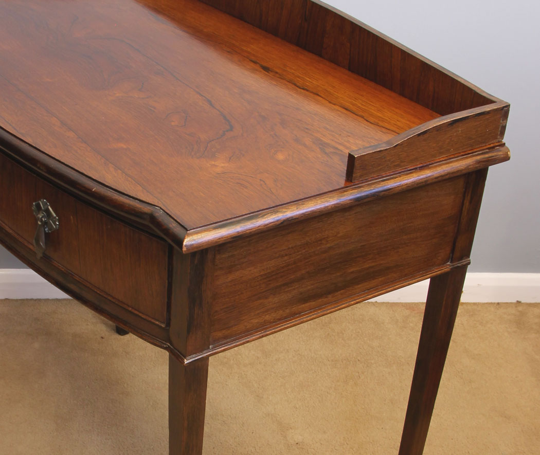 11930r8 Antique Rosewood Shaped Front Side Table,
