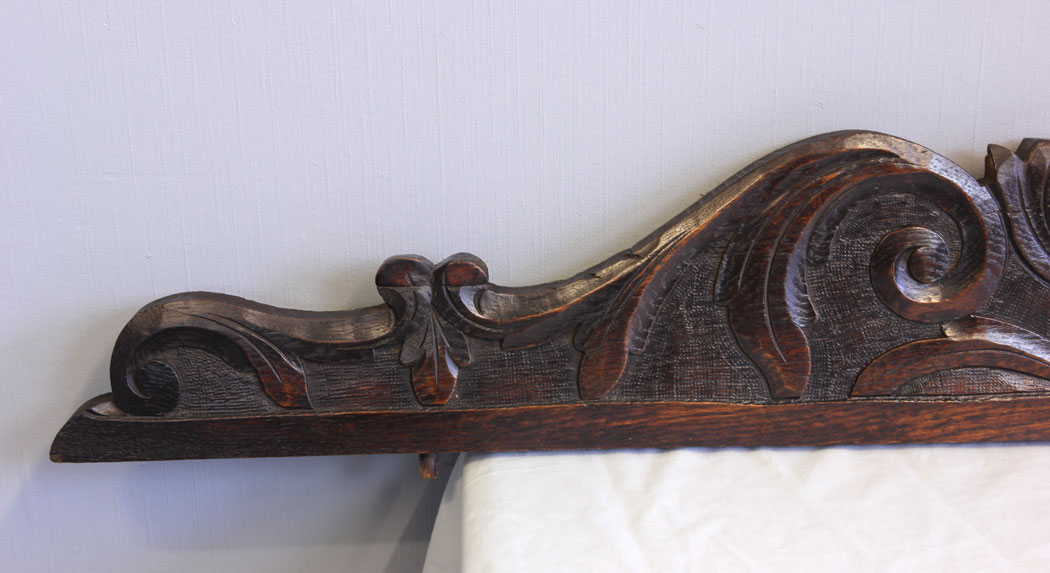 11940r4 Antique Late Victorian Carved Oak Pediment,