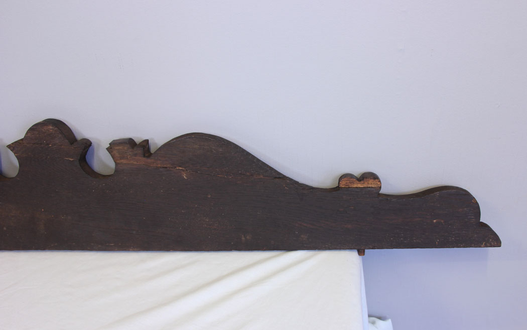 11940r7 Antique Late Victorian Carved Oak Pediment,