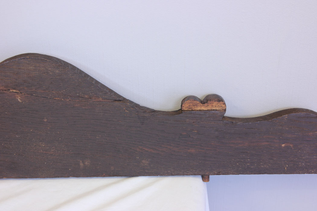 11940r8 Antique Late Victorian Carved Oak Pediment,