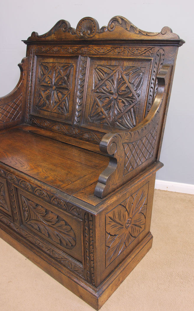 11948r7 Antique Oak Settle,