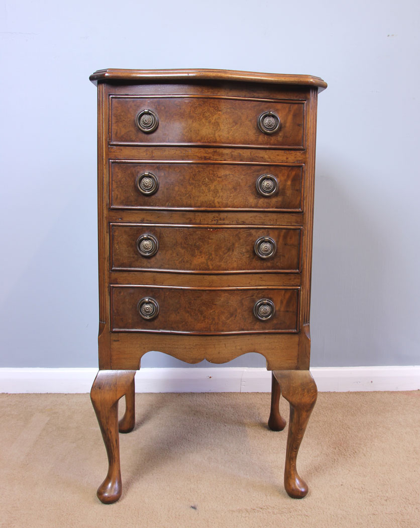 11949r1 Small Burr Walnut Serpentine Shaped Chest of Drawers,