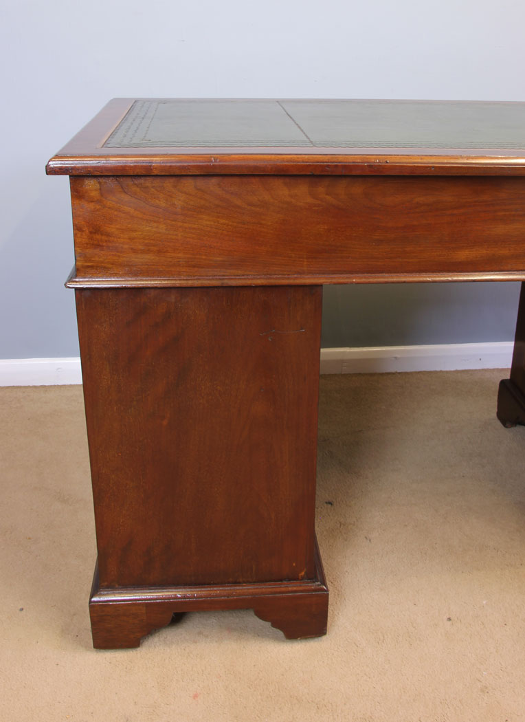 11958r11 Antique Edwardian Inlaid Mahogany Pedestal Writing Desk,